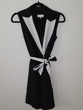 Calvin Klein Black & White Sleeveless Tie-Waist Dress